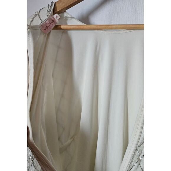 Ivy City Co Gatsby Dress In White Cream Size XL Retro Winter Wedding NWT Bride - Picture 15 of 15